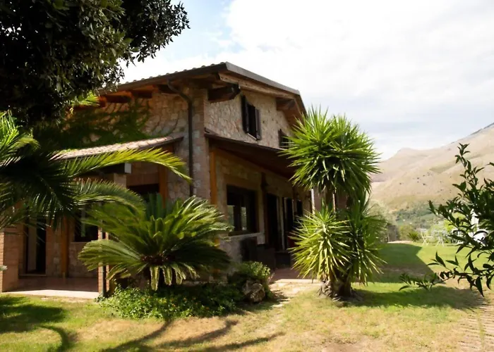 Villa Fortuna - Villa 12 Posti Con Piscina