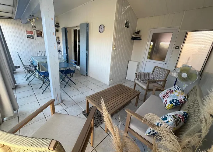 La Maison Bleue
