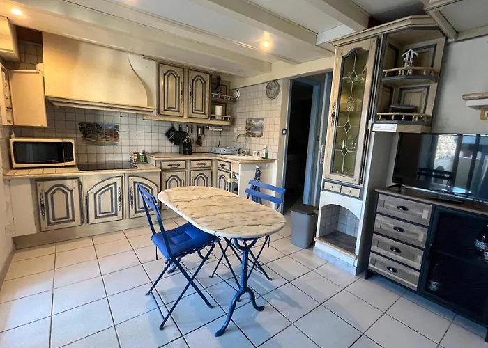La Maison Bleue