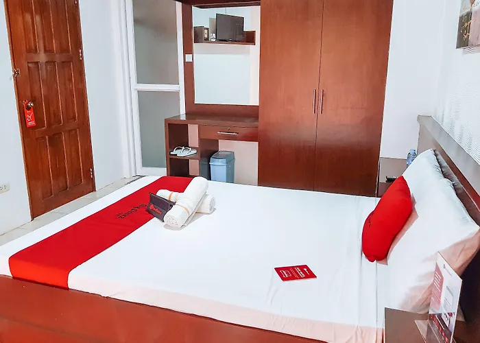 Reddoorz @ Caimito Drive Dampas
