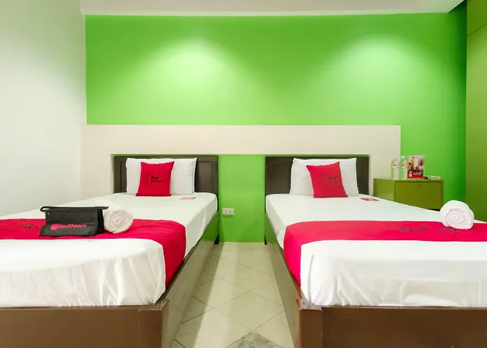 Reddoorz Near Waltermart Subic