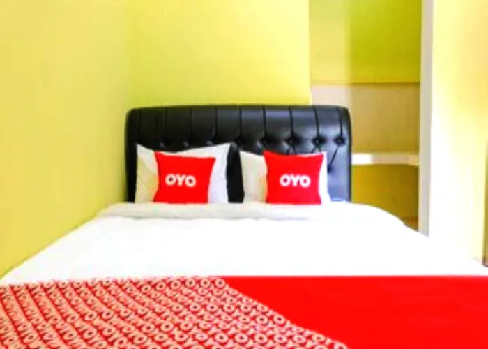 Oyo 1784 Hj. Aniek Residence