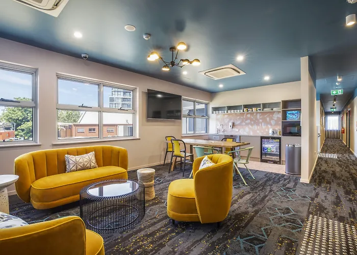Royal Hotel By Nightcap Social