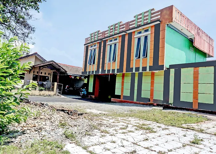 Oyo 92031 Wisma Galung Syariah