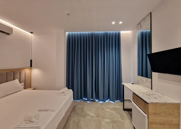 Hotel Monel
