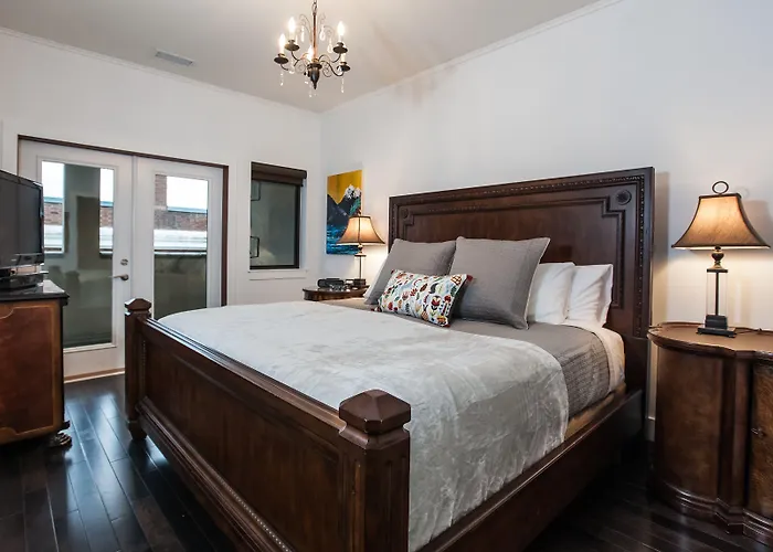 Alpenglow Penthouse By Revelstoke Vacations