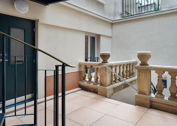 Edgar Suites Montmartre - Paul Albert