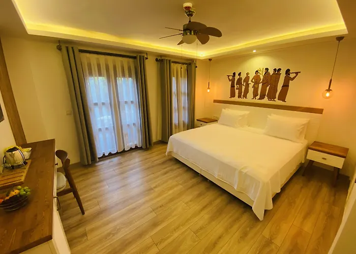 In Ephesus Hotel And Art Galery