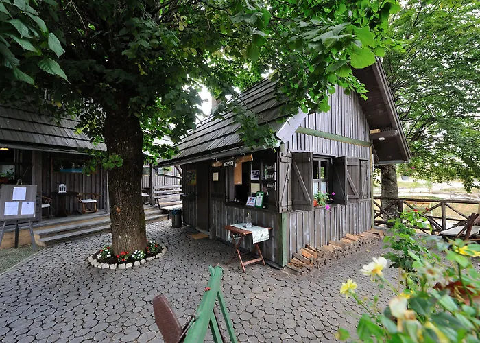 Lakeside Hotel Plitvice