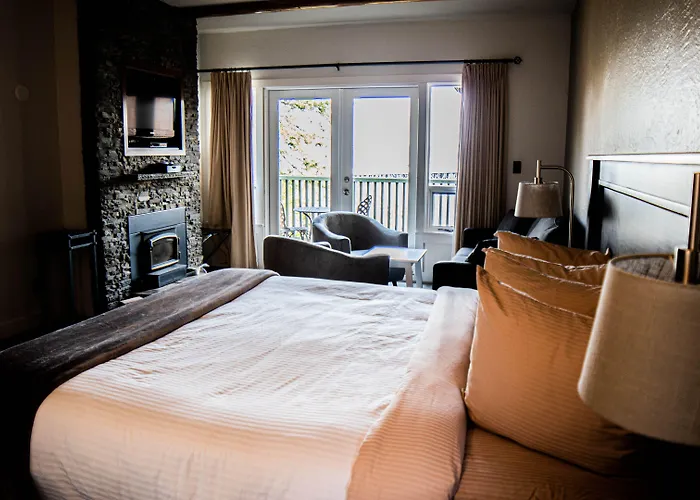 Galiano Oceanfront Inn & Spa