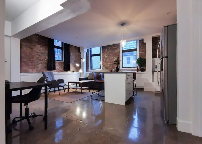 Cameo Hotel And Suites