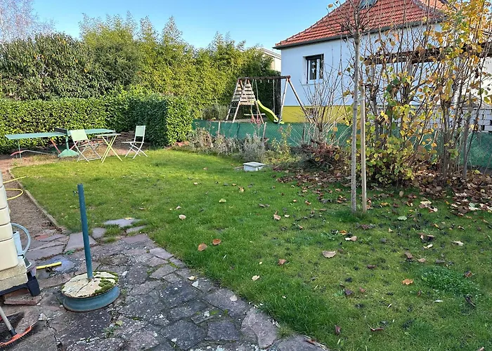 Rare Maison Moderne Proche Centre Avec Jardin Parking Gratuit
