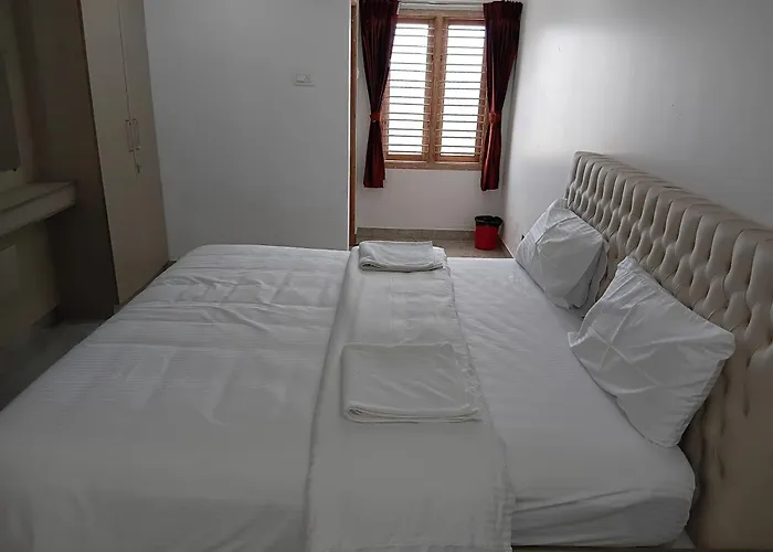 Grand Sangeetham Inn