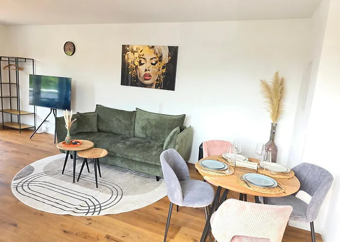Design I 1-Zimmer-Apartments I Klimaanlage I Boxspring I Parkplatz