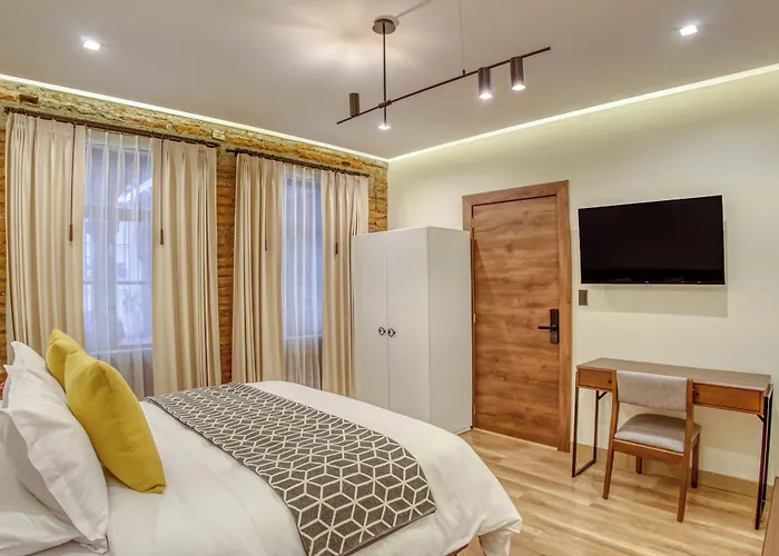 Wanderlot - Hotel Plaza Central