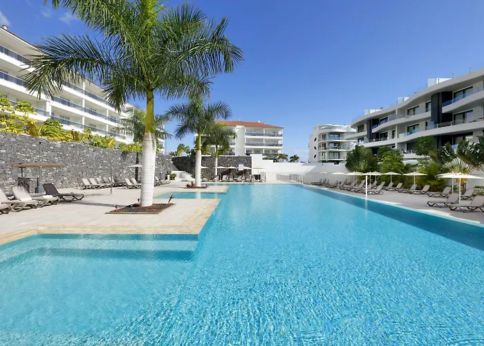 Marinell Collection Palm-Mar