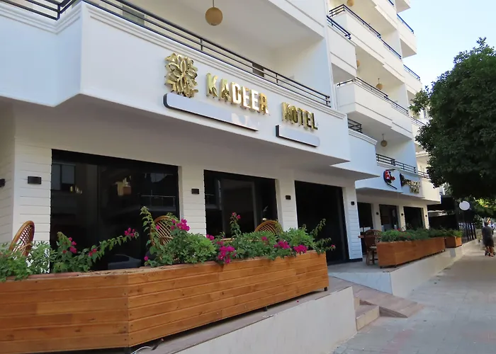 Kadeer Hotel