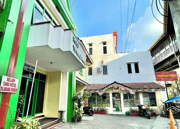 Hotel Tirtonadi Permai