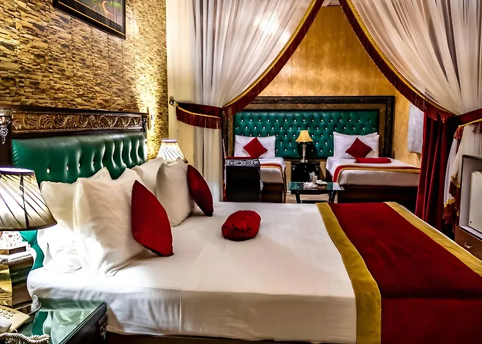 Rose Palace Hotel, Garden Town