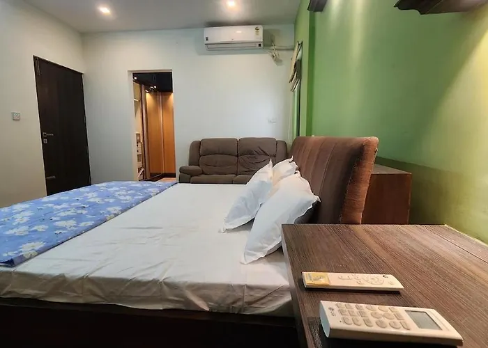 Premium 4Bhk Ac Duplex Villa In Peaceful Green Vista
