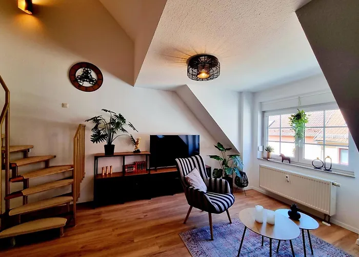 Charmante Maisonette-Wohnung In Jena Alt-Lobeda, In Kliniknaehe