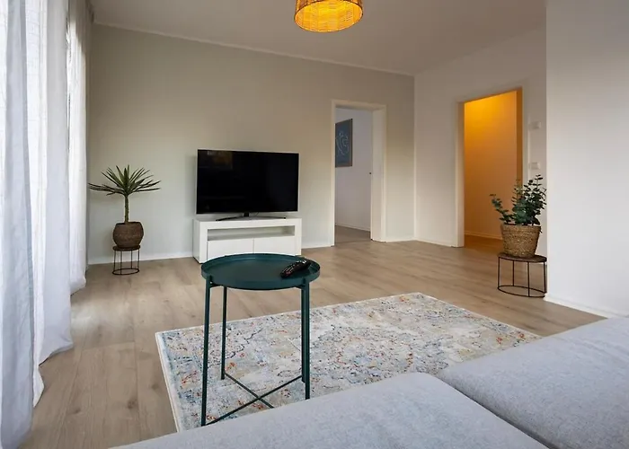 Stilvolle & Zentrale Ferienwohnung In Oranienburg