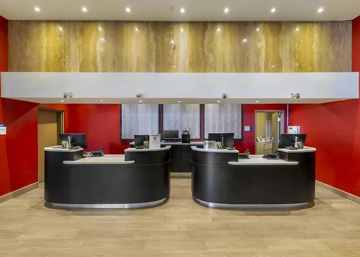 Best Western Plus Waterfront Hotel