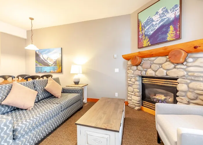 Lizard Creek Lodge