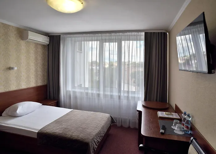 Hotel Mir