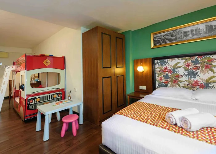 Armenian Street Heritage Hotel