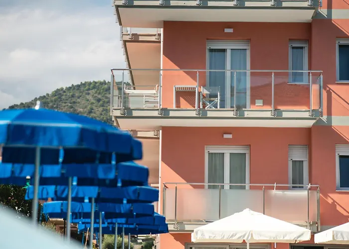 Perla Marina Apartments