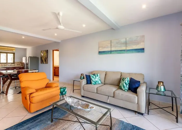 Ocean-View 2-Bd Condo With Pool