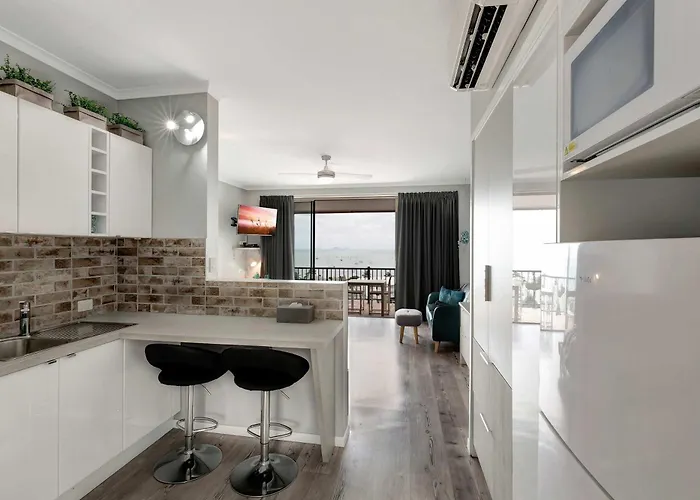 Ocean View 16A Studio Pool & Spa Wi-Fi Kids Stay Free