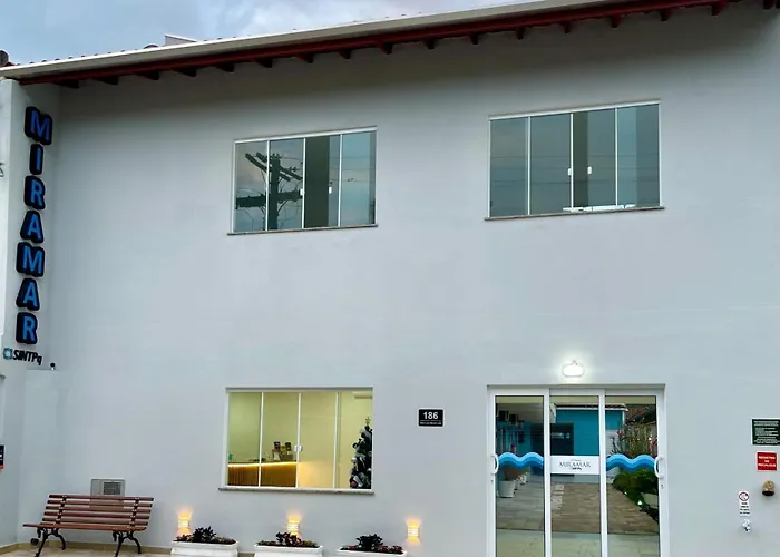 Hotel Miramar Sintpq