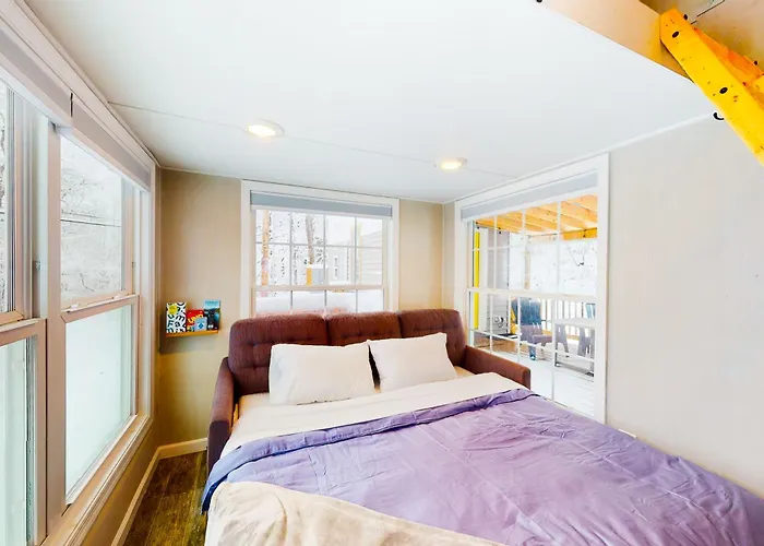 Tiny Homes On Pleasant
