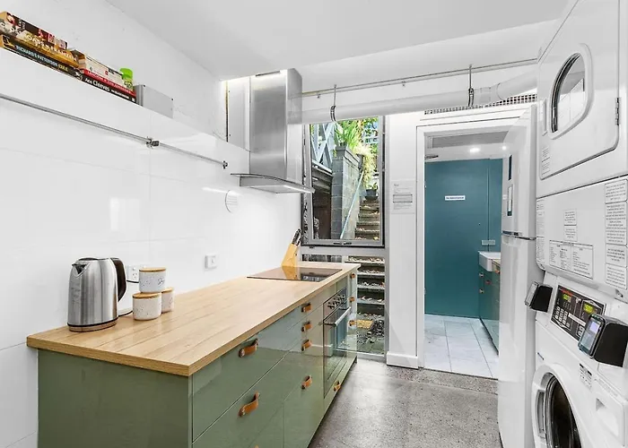 Nest On Newcastle - E1