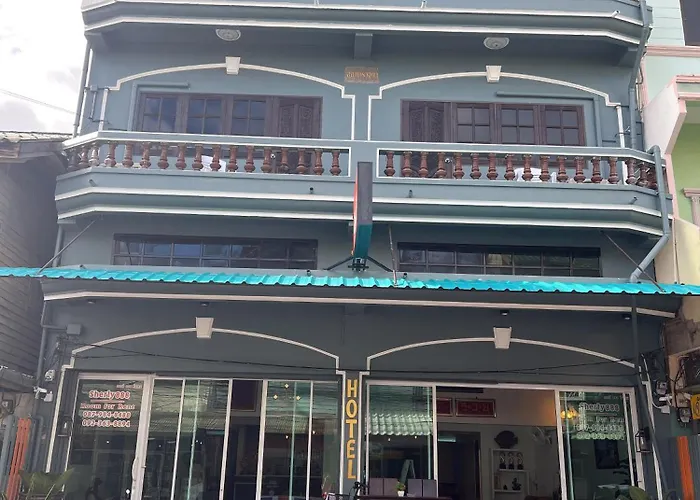 Sherly 888 Hotel