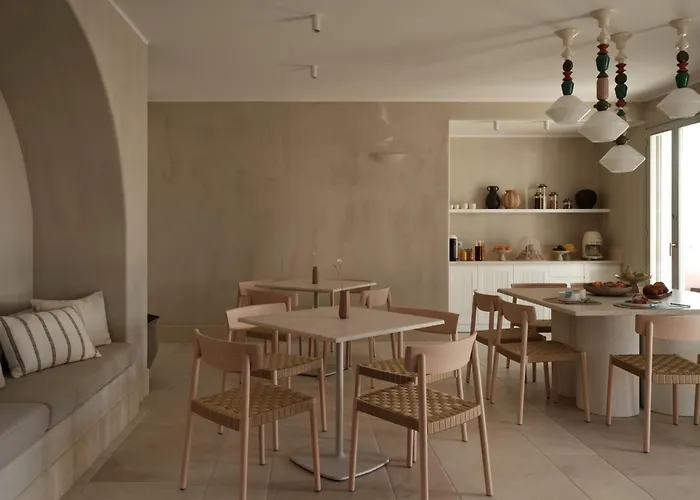Akria Seaside Suites