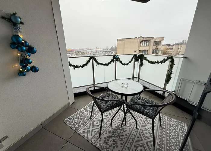 Panoramic Residence