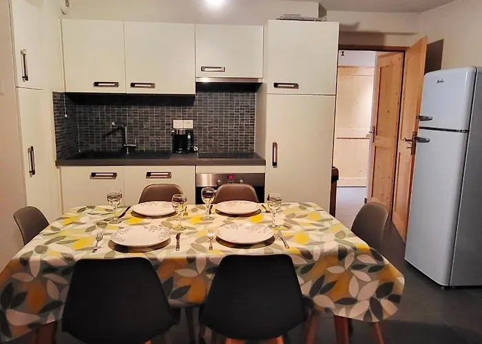Zorta - Ground Floor Apartment With Private Garden
