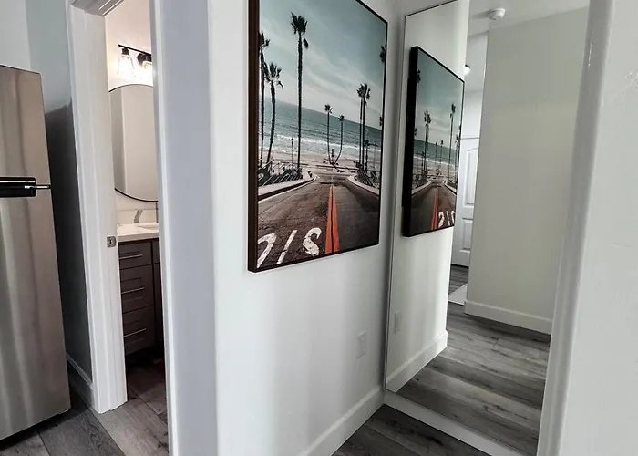 Cozy Tiny House Near The Beach