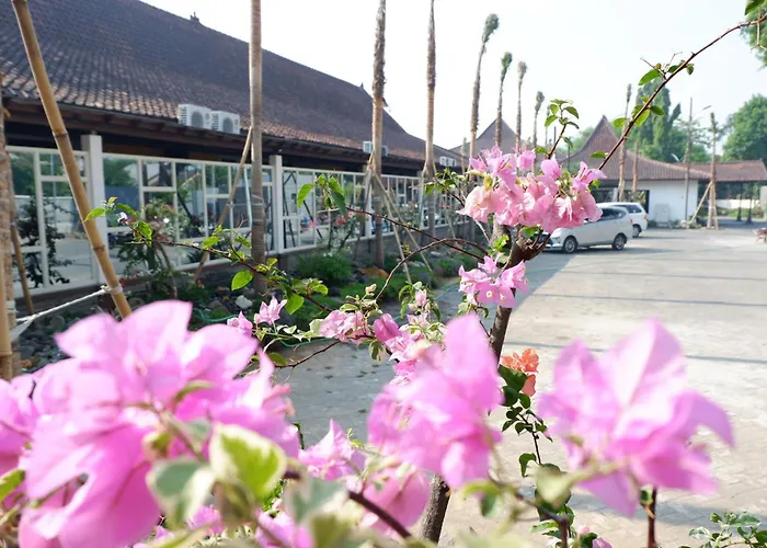 Ataya Hotel
