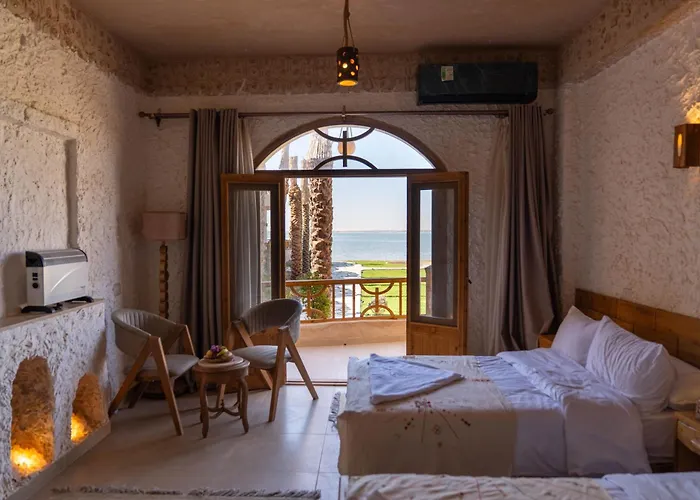 Breezy Island Hotel