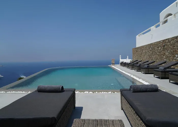 Aether Mykonos 5Br Villa With Serene Port & Town Views