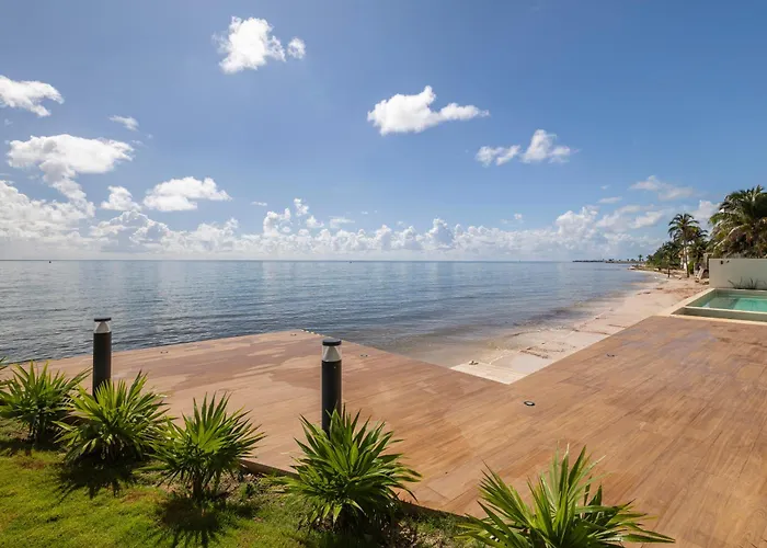 Oceanfront Luxury 2Br Apartment In Puerto Morelos