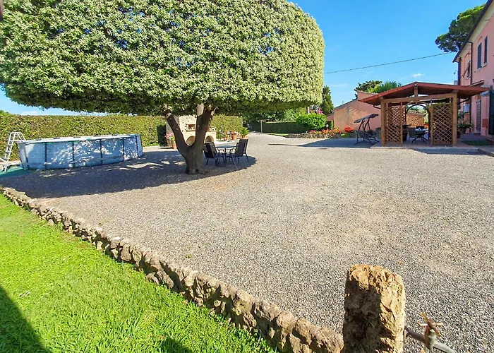 Lovely Apartment In Cecina