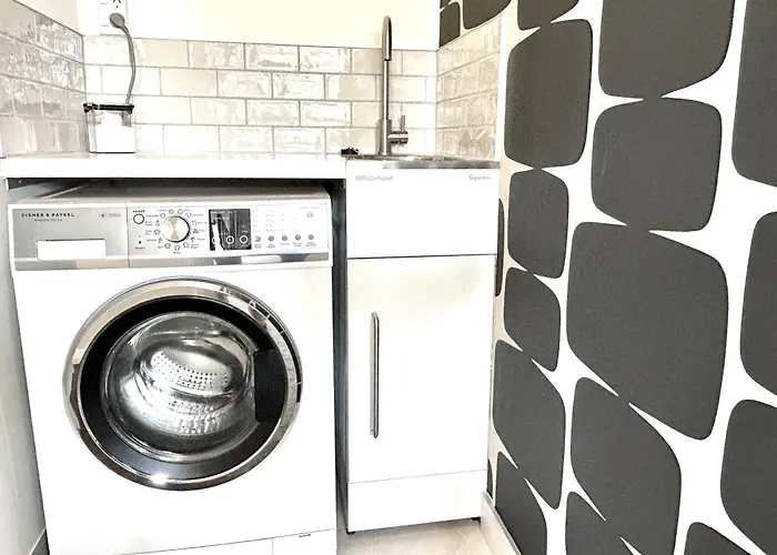 Tresco Apartments - Quiet Luxury In The Heart Of Blenheim