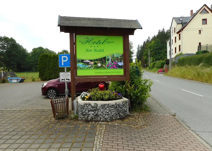 Land-Hotel Am Wald Garni