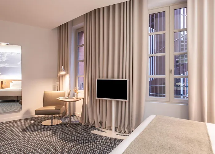 Le Grand Balcon Hotel