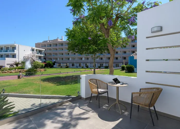 Avra Beach Resort